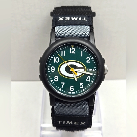 Timex Green Bay Packers Watch Mens NFL 39mm Nylon Band Football New Battery - Picture 1 of 9